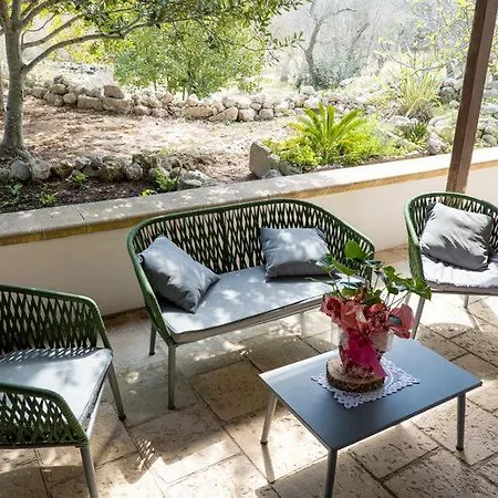 مزرعة للإقامة Torre Pinta Masseria Medioevale