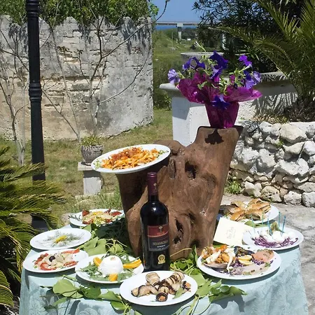 Torre Pinta Masseria Medioevale Отранто