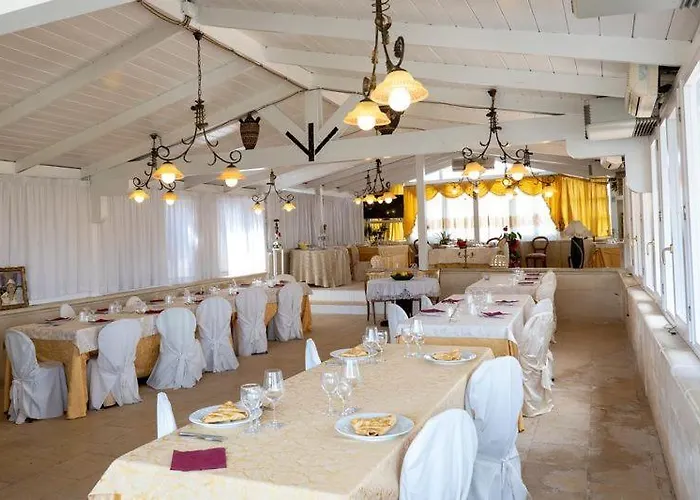 Torre Pinta Masseria Medioevale Alojamento de Turismo Rural Otranto